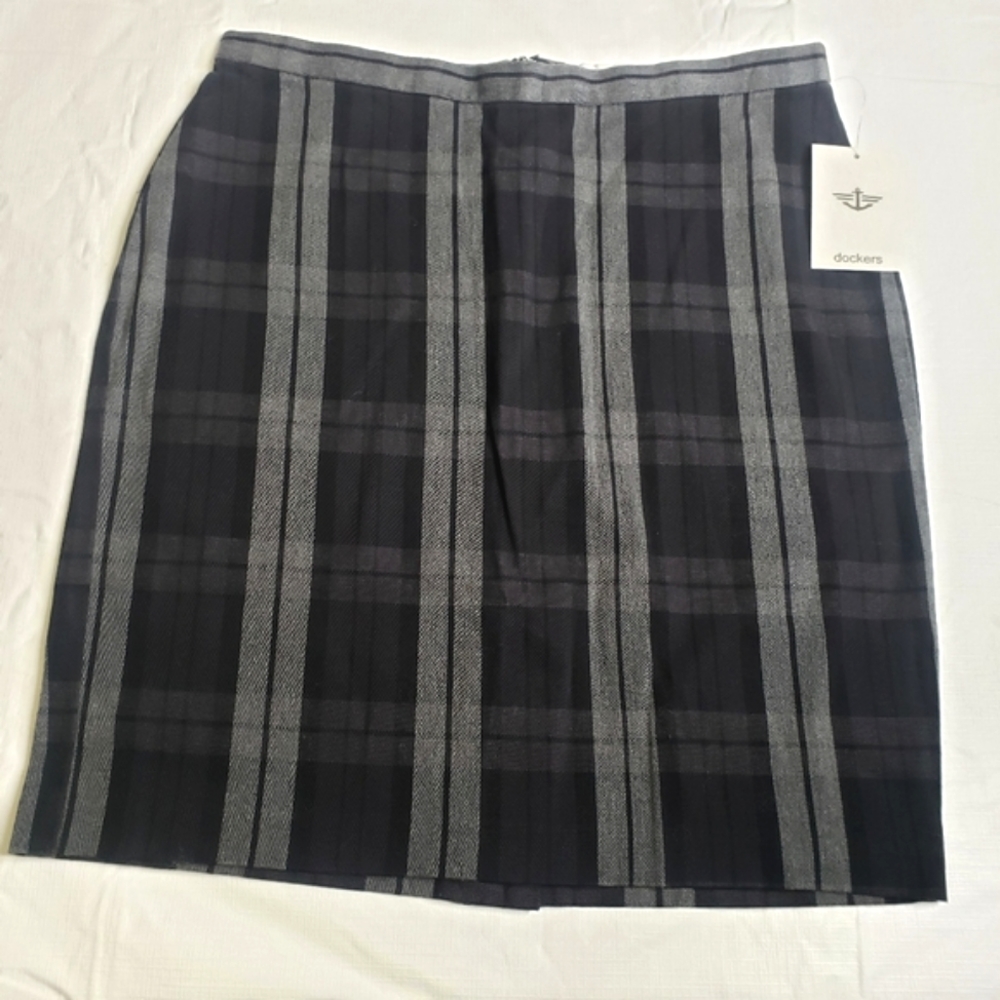 Dockers Mini Pencil Skirt Plaid Gray and Black Women's Size 6P Petite NWT